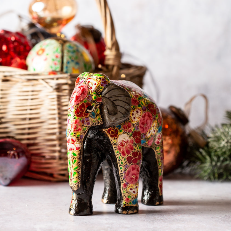 Painted Animal Decorations – Arthur Cameron Trade