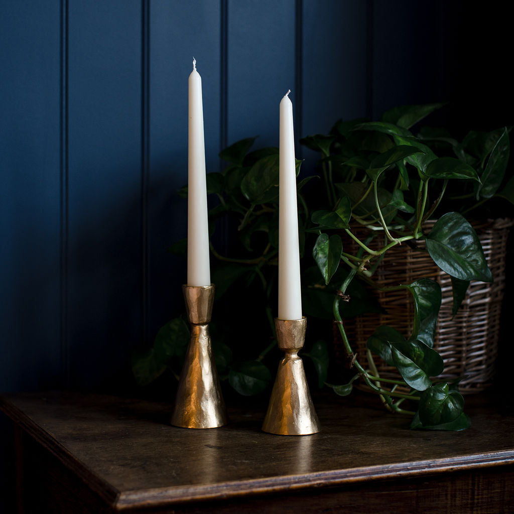 Orla Medium Gold Coloured Metal Candlestick Holder – Arthur Cameron Trade