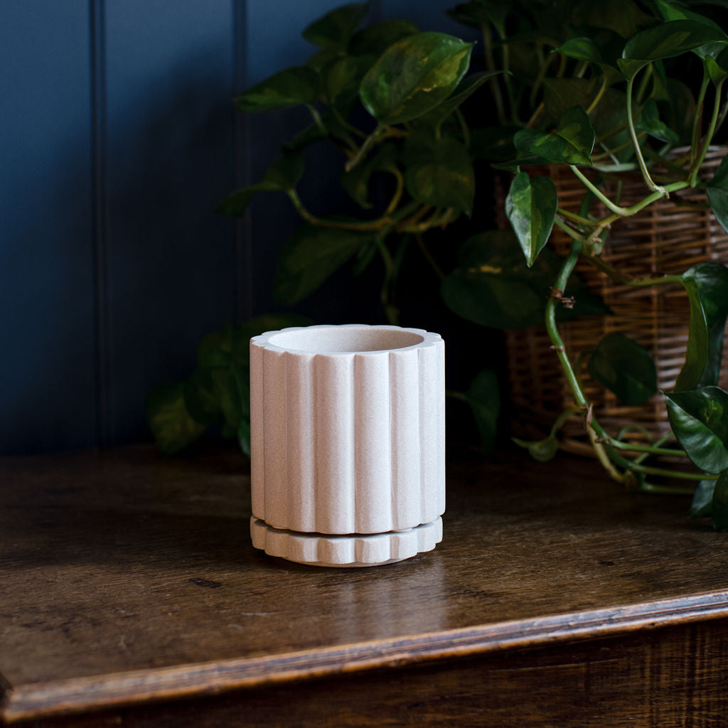 Penryn Decorative Sandstone Ribbed Storage Jar - Medium – Arthur ...