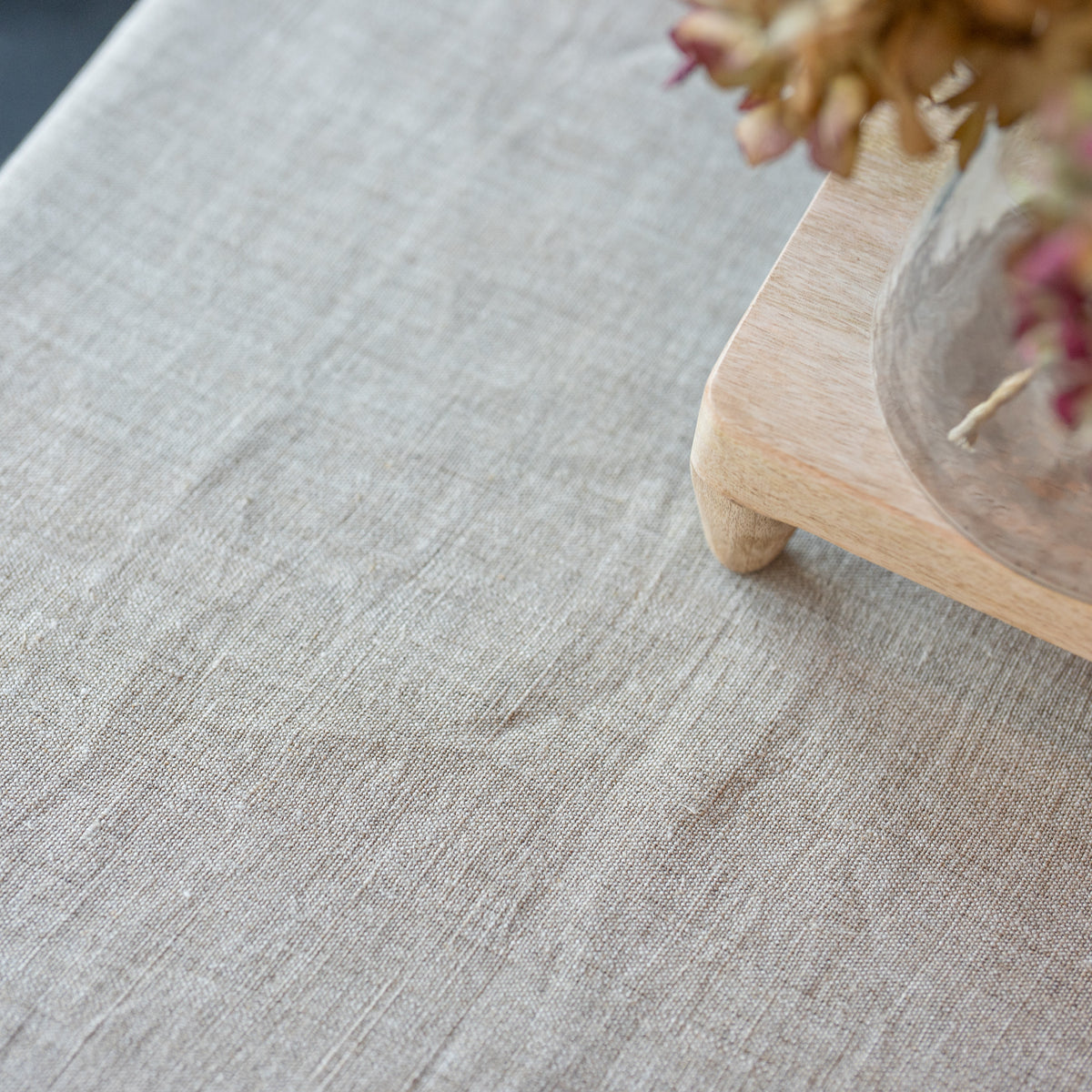 Westley Plain Linen Tablecloth - 140 x 230cm – Arthur Cameron Trade