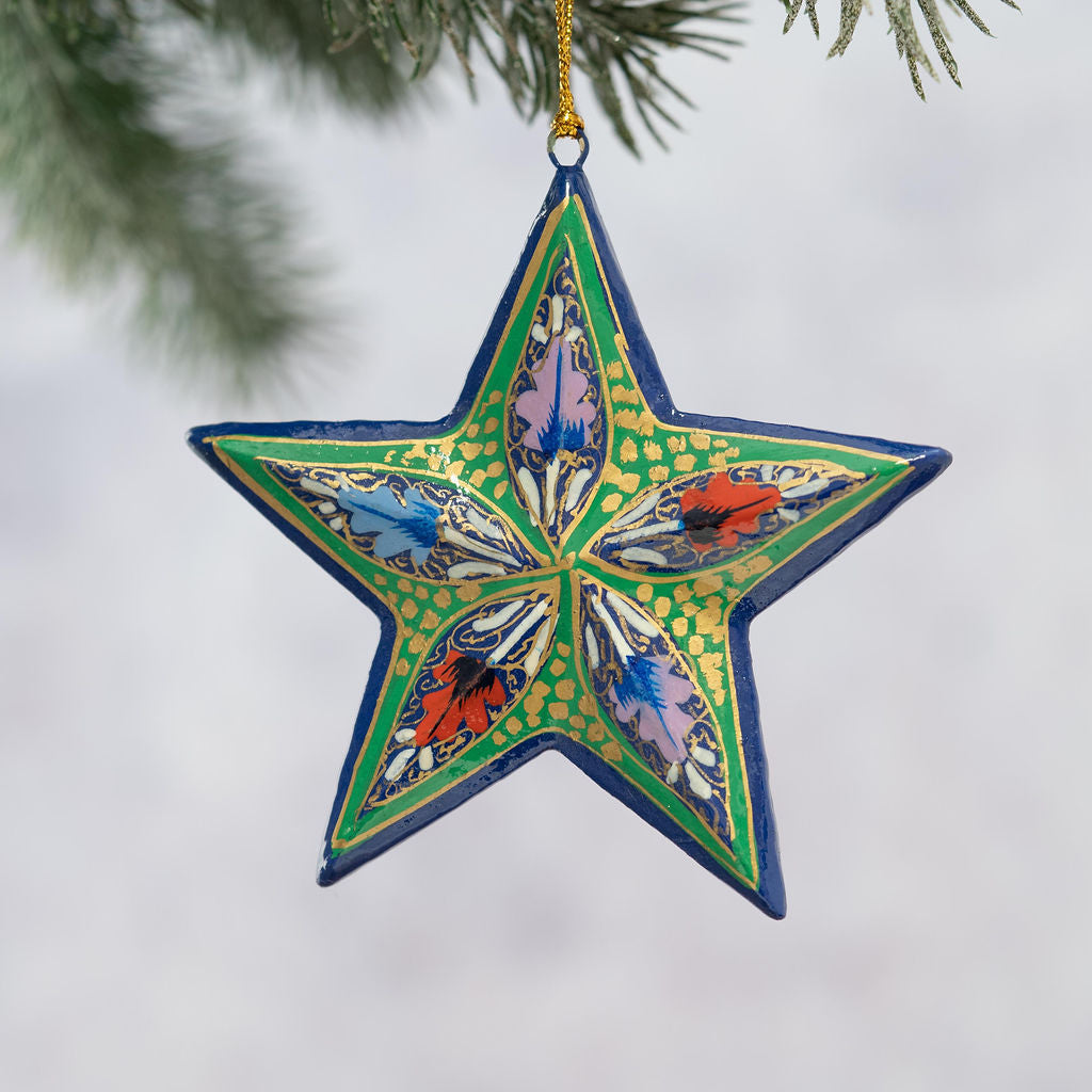 Green Trellis 3D Star – Arthur Cameron Trade